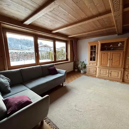 Lopez * Sankt Johann in Tirol