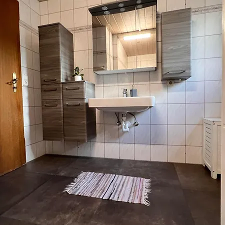 Lopez Apartment *
