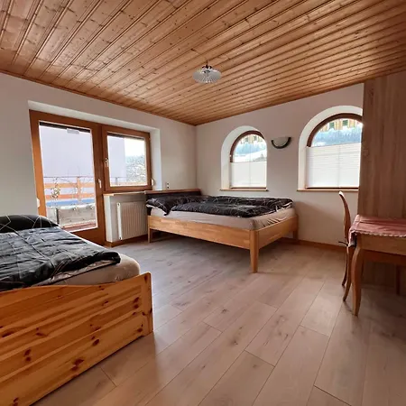Lopez Sankt Johann in Tirol