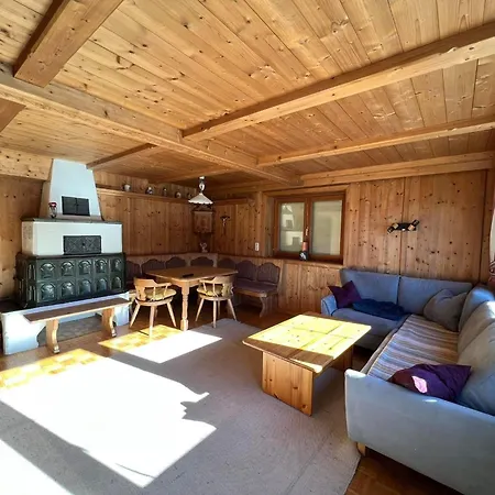 Lopez St. Johann in Tirol